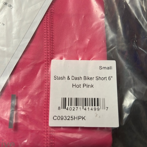TAVI STASH & DADH BIKER SHORTS HOT PINK NWT - Picture 6 of 6